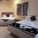The Kiwwi Hotel
