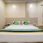 The Kiwwi Hotel